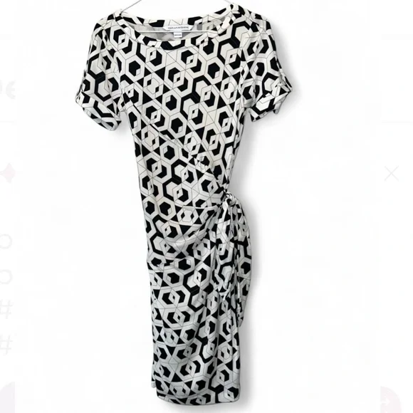 DVF Iconic Silk Wrap Midi Dress Chain Print Luxe 4 - Picture 4 of 15